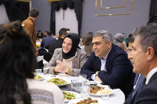 24 Kasım Öğretmenler Günü münasebetiyle ilçemizde görev yapan öğretmenler onuruna yemek programı düzenlendi